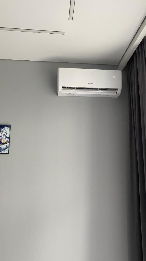 Heaven Apartment Mountain View Алма Ата Екстериор снимка