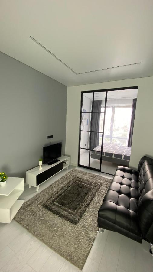 Heaven Apartment Mountain View Алма Ата Екстериор снимка