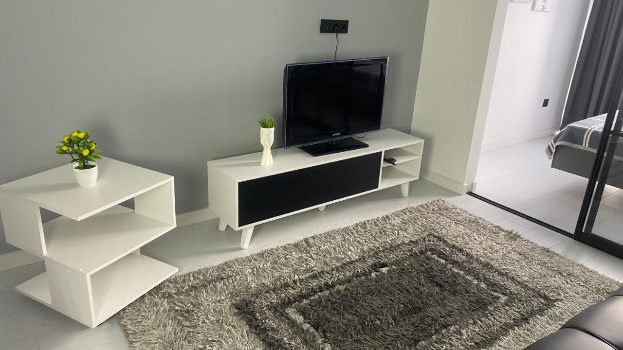 Heaven Apartment Mountain View Алма Ата Екстериор снимка