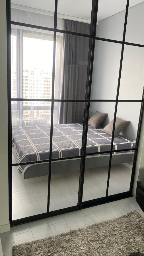 Heaven Apartment Mountain View Алма Ата Екстериор снимка
