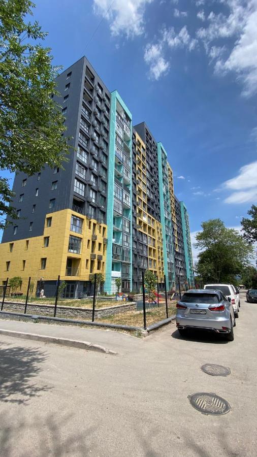 Heaven Apartment Mountain View Алма Ата Екстериор снимка