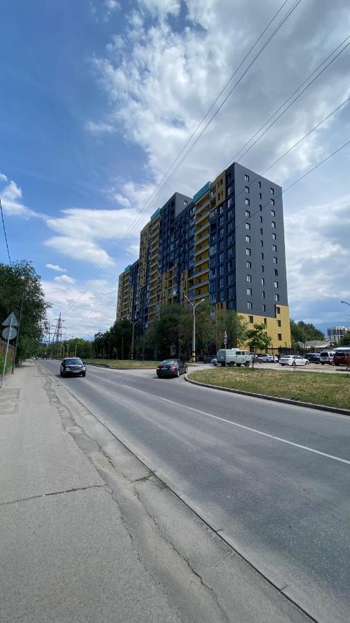 Heaven Apartment Mountain View Алма Ата Екстериор снимка